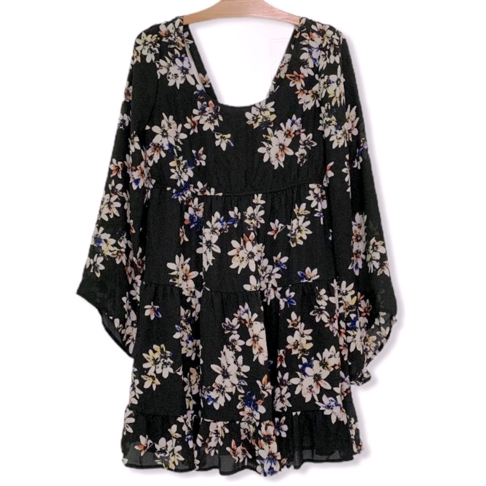 Socialite Floral Handkerchief Sleeve Ruffle Hem Flowy Feminine Dress Cutout Back